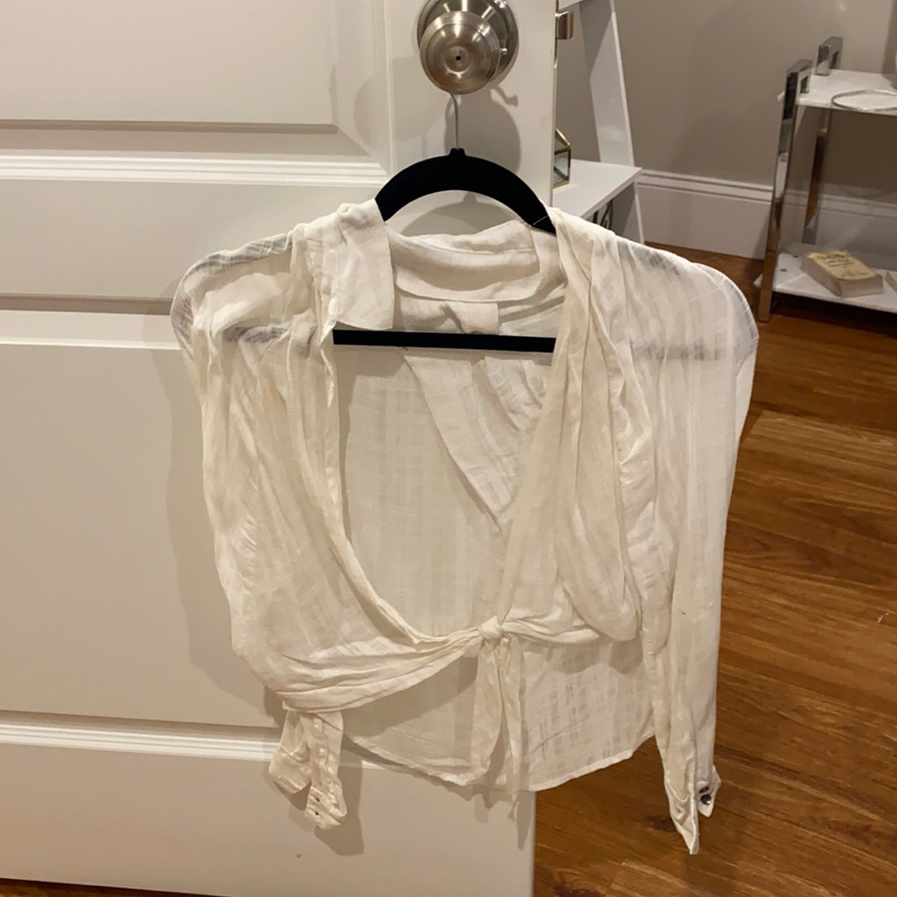White tie top